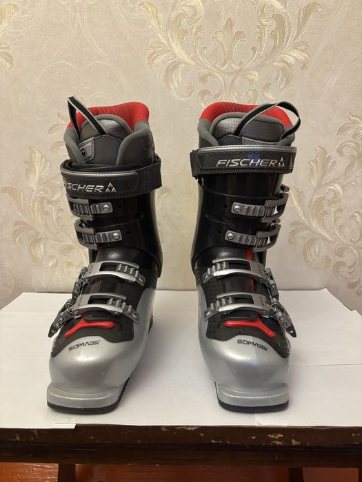 Горнолыжные ботинки 50000тг