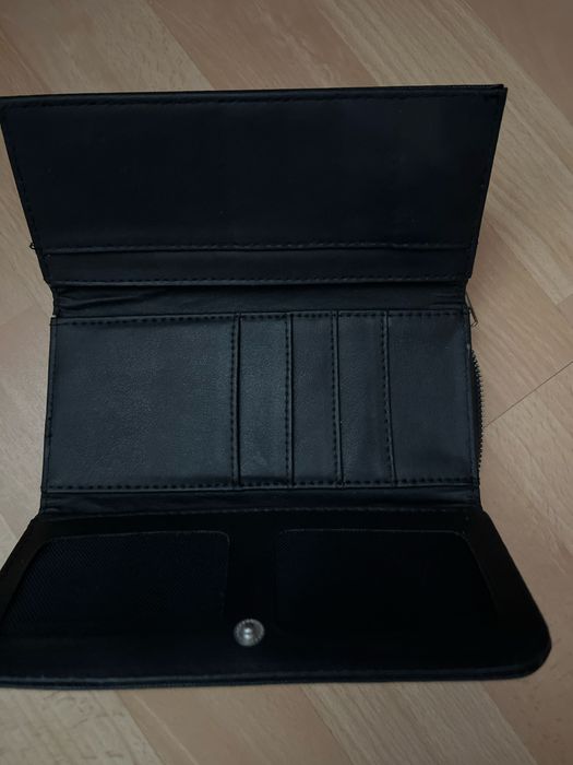 Дамско портмоне