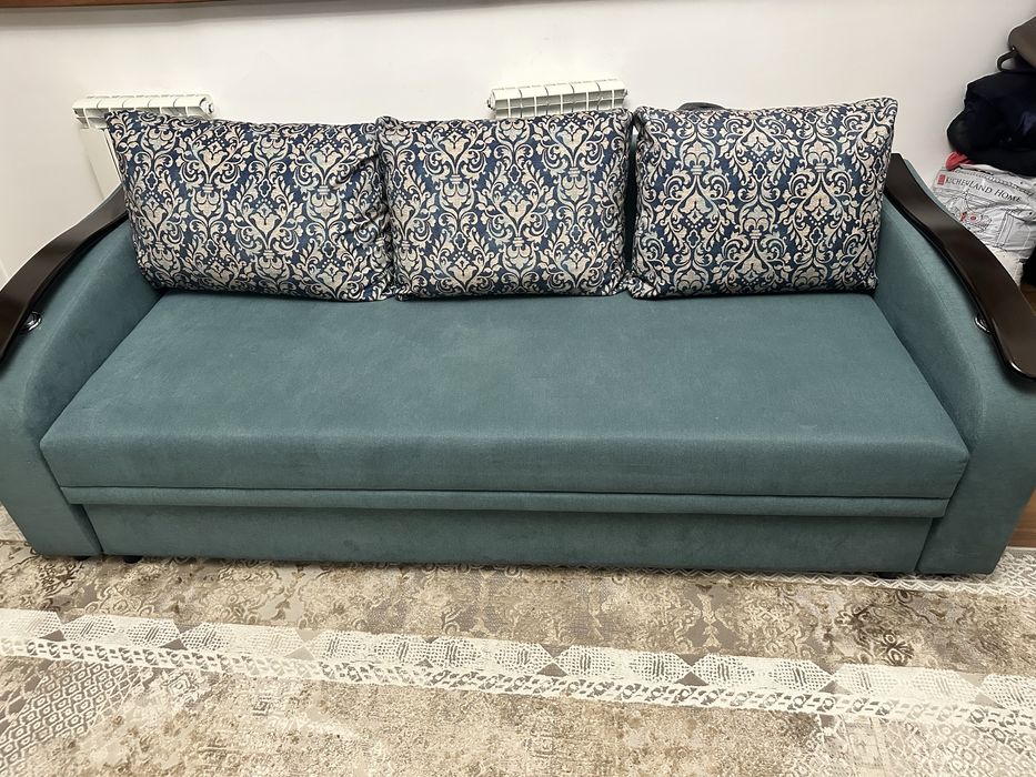 Продам диван в отличном состоянии