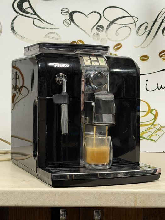 Кафемашина кафе автомат Saeco Syntia с гаранция