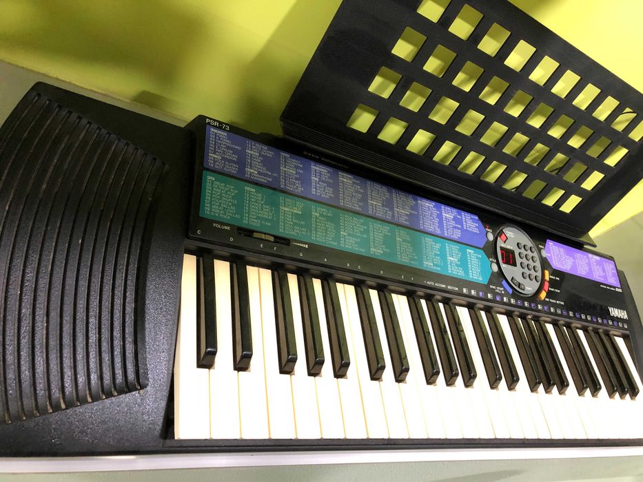 Електронна клавиатура Yamaha PSR-3