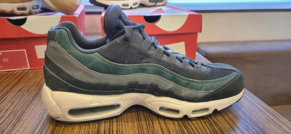 Nike AirMax 95 кожа / текстил