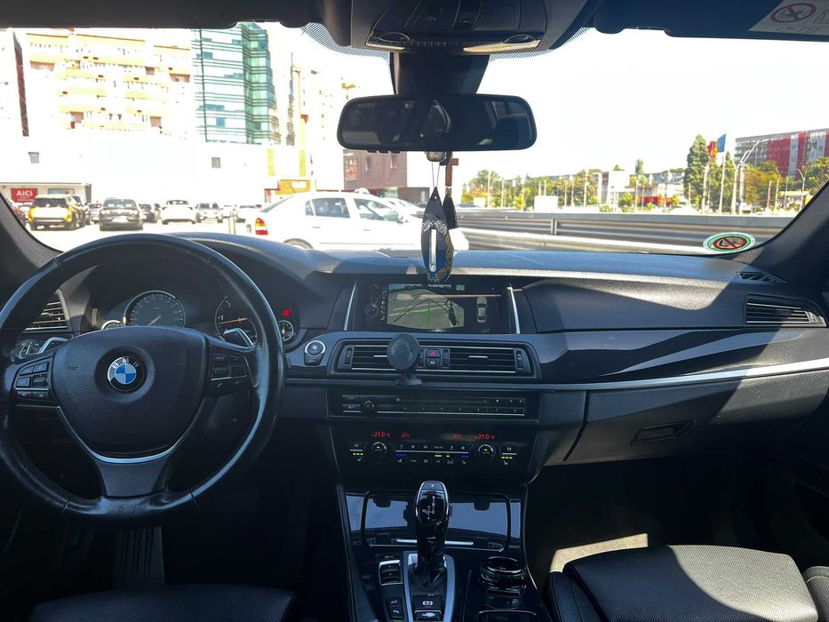 BMW Seria 5 F10 LCI 530d • 2014 • 3.0 Diesel • 258 CP