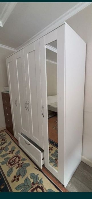 Новый 4-х дверный Шкаф Икея