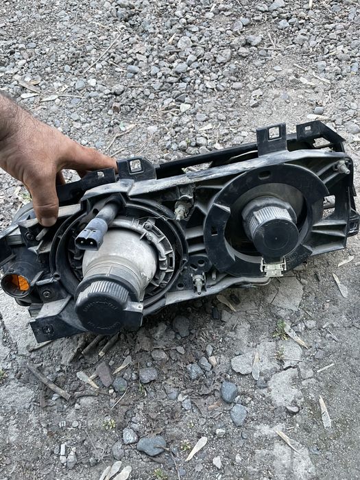 Передние фары для БМВ Е34