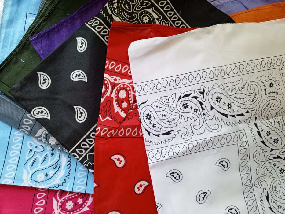 Бандана, платок на голову, шею, разные цвета в наличии