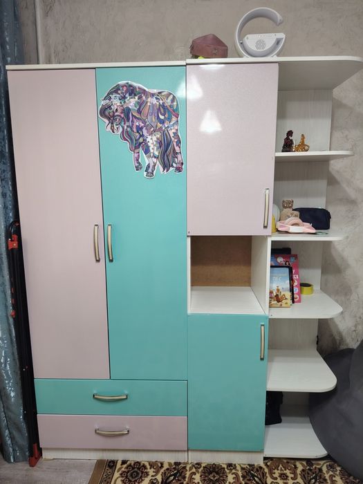 Продам детскую мебель