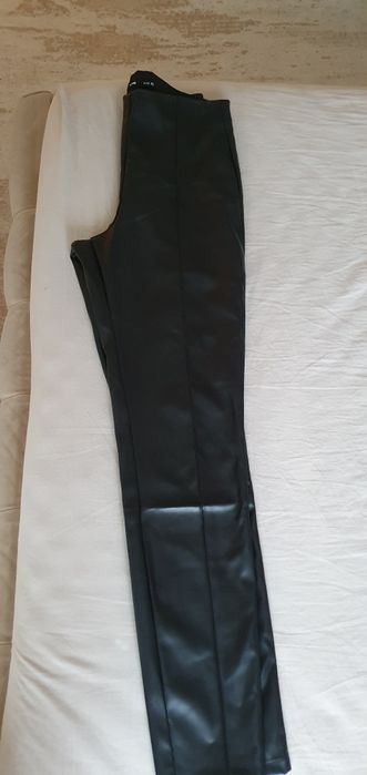 Pantaloni damă din piele ecologica