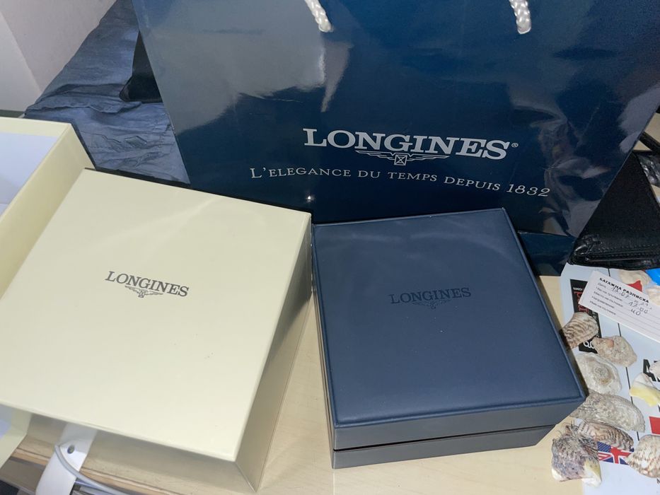 Продавам дамски часовник LONGINES