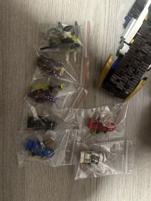 Lego ninjago ultra stealth raider