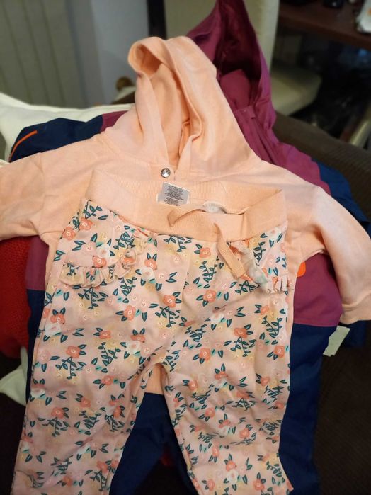 Детски спортен комплект, суитчер и долнище.