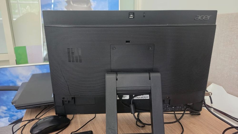 моноблок Acer Veriton Z2660G.