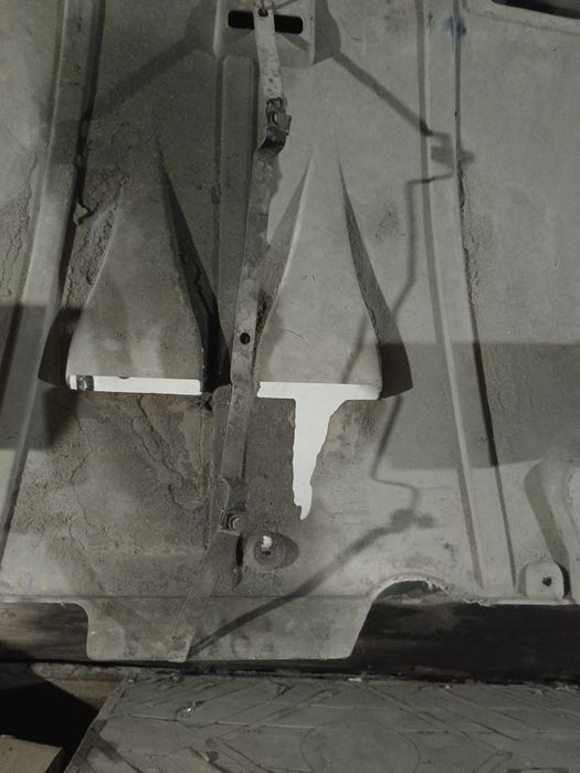 Продам защита двигателя Ауди 80б4