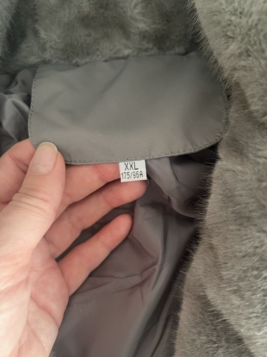 Продам пуховик новый