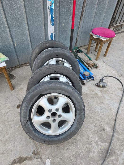 Продам Шина на Camry