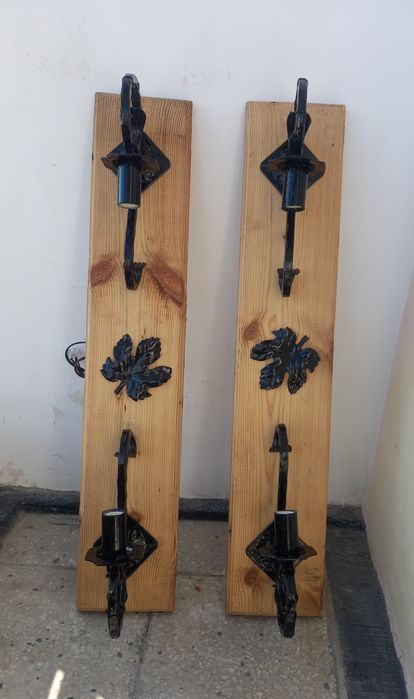 Битови полилеи от ковано желязо и дърво