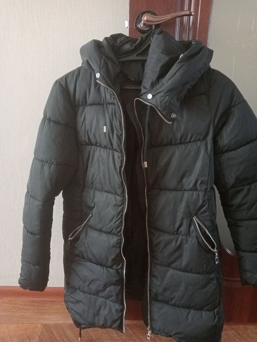 Продам женская зимние куртки