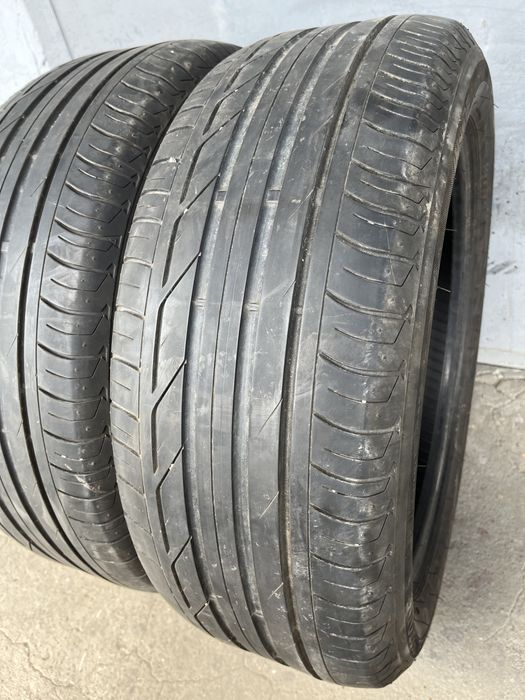 2 бр. летни гуми 225/50/18 Bridgestone RSC DOT 2017 5 mm