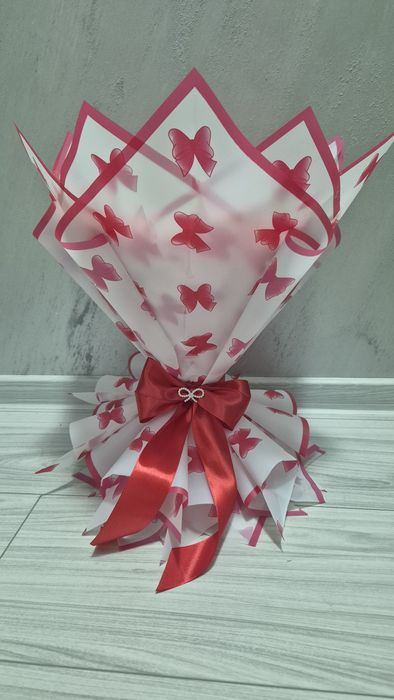 Buchet 5 trandafiri din satin