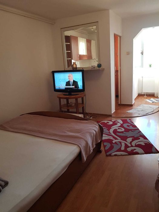 Garsoniera in zona Spitalului Judetean, proprietar