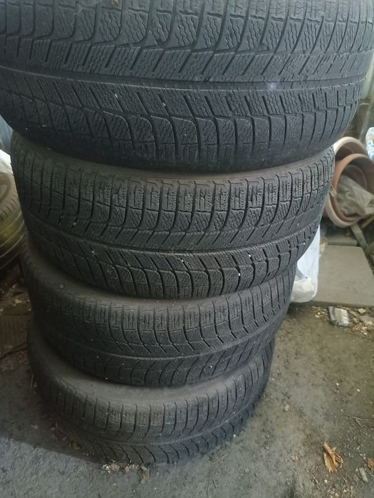 Продам резину комплект