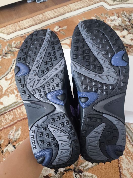 Off White Odsy-2000