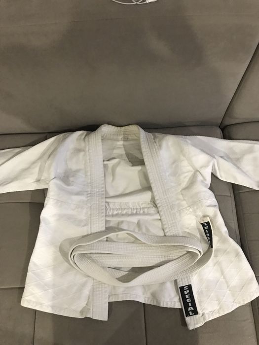 Продам кимано для дзюдо