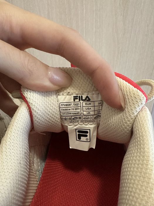 Маратонки FILA Electrove 38 номер
