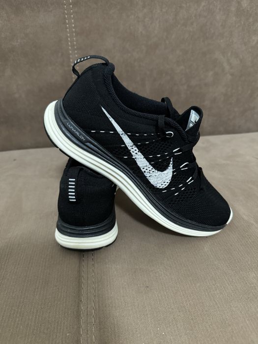 Nike Flyknit Lunar 1