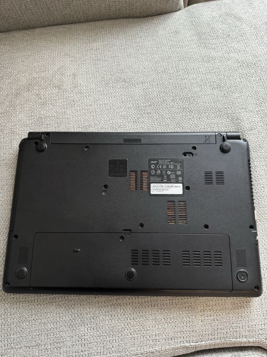 Продавам лаптоп Acer