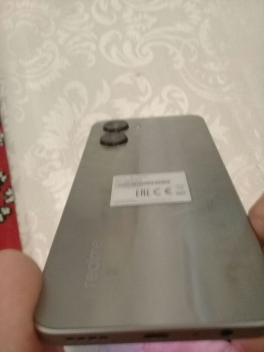 Redme s33 srochna sotiladi