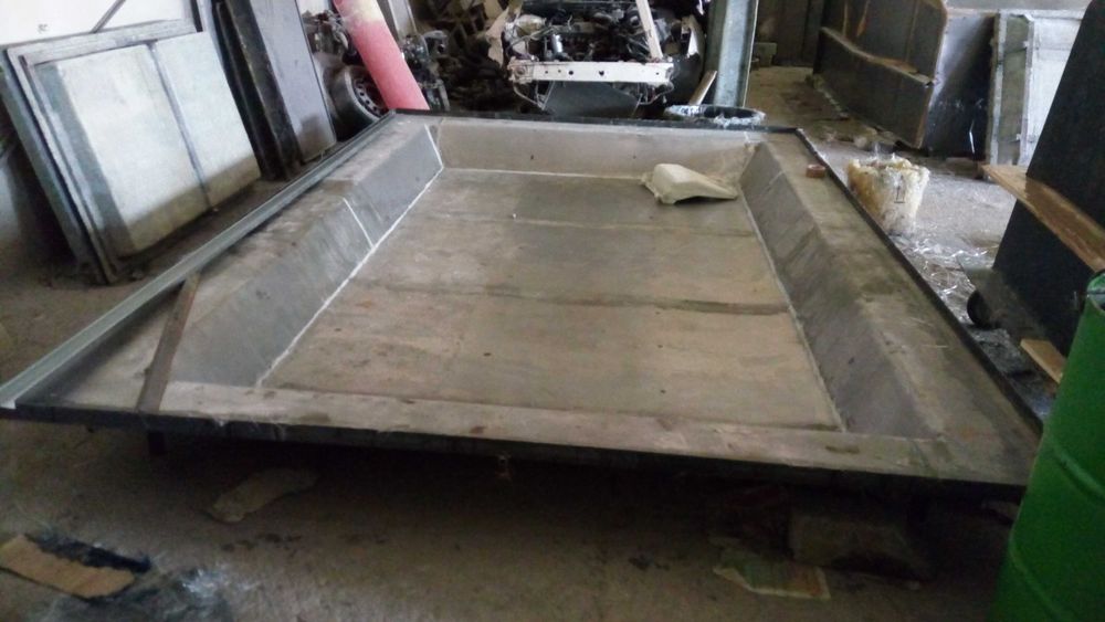 Repar, reconditionez sau realizez elemente din fibra de sticla