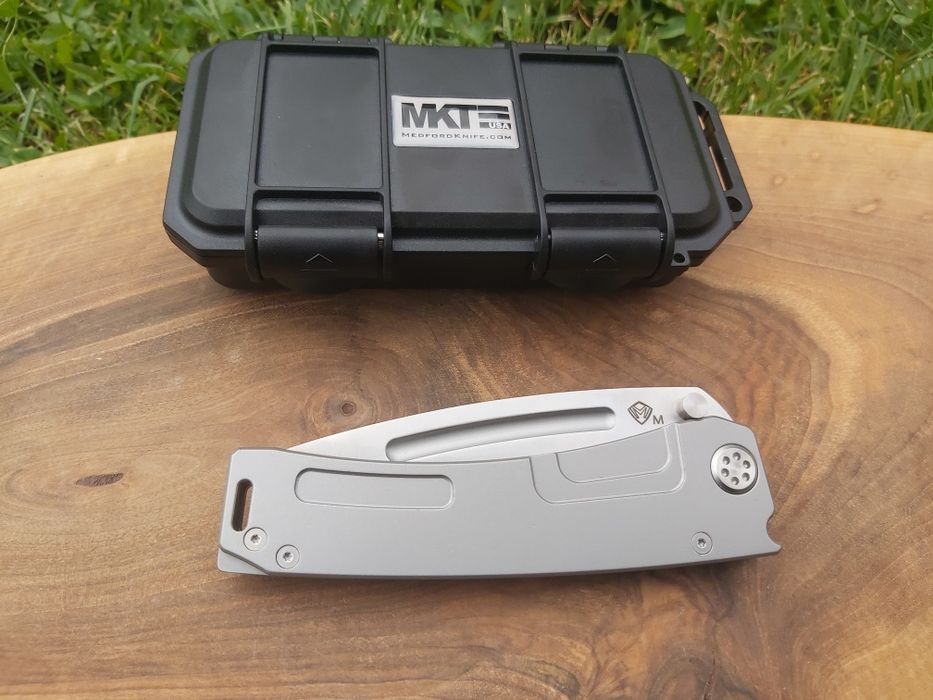Масивен сгъваем нож MKT USA