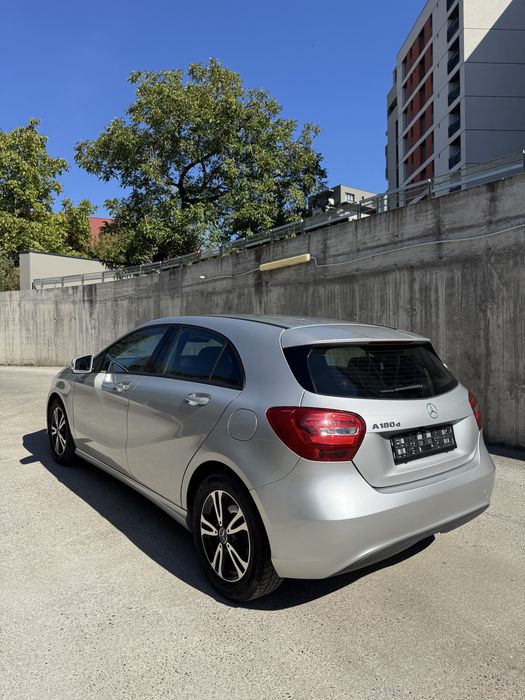 MERCEDES-BENZ A-Class 2017 — imagine 3