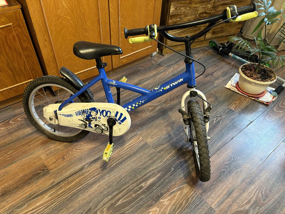 Bicicleta copii cu roti ajutatoare