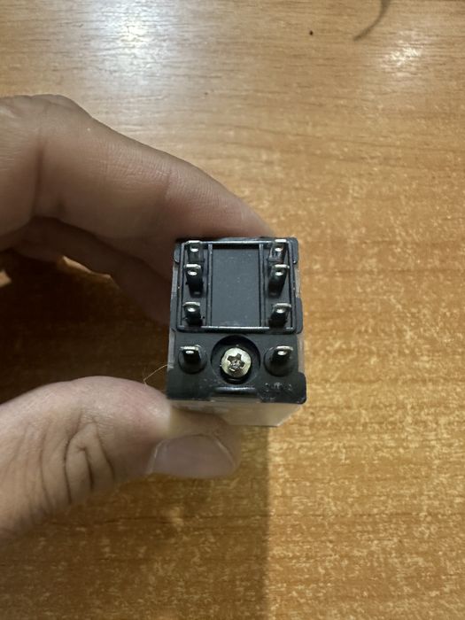 Промежуточное реле RXM2AB2BD
