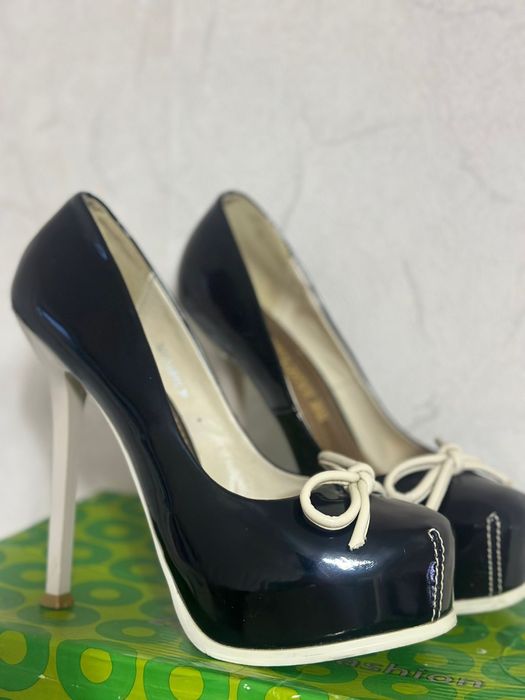 12 см-лік туфли сатылады