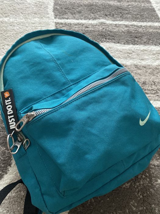 Продам рюкзак nike