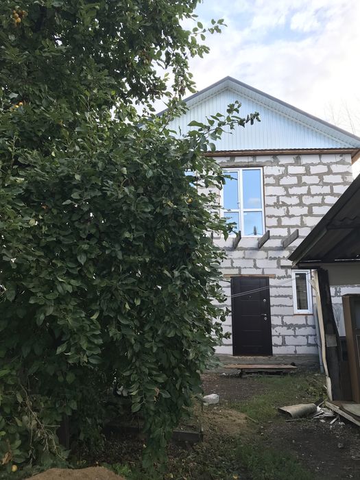 Срочно продам два дома