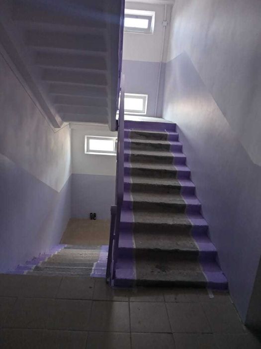 Продается 3-х ком кв