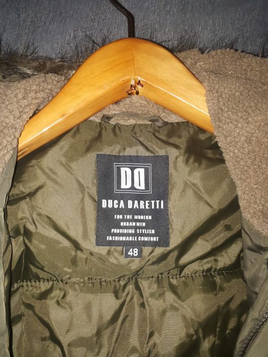 Продам куртку зима 35000