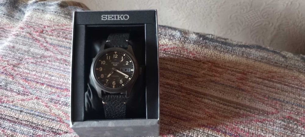 Seiko 5 automatic