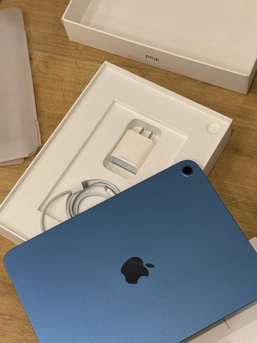 Новый Ipad A16 2026 год 128 GB, 4 цикла в подарок чехол