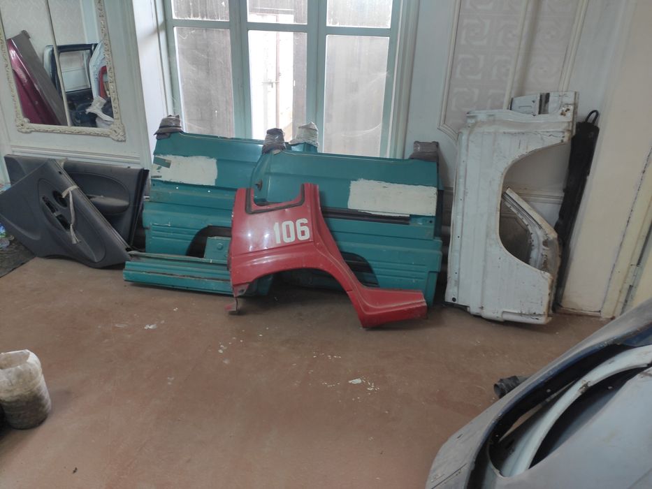 Тико.Унг эшик,,том,  Радной Ок ранг га бор.