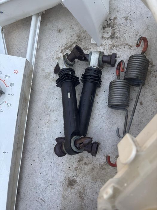 Пералня Ecectrolux EWP 107200 W на части
