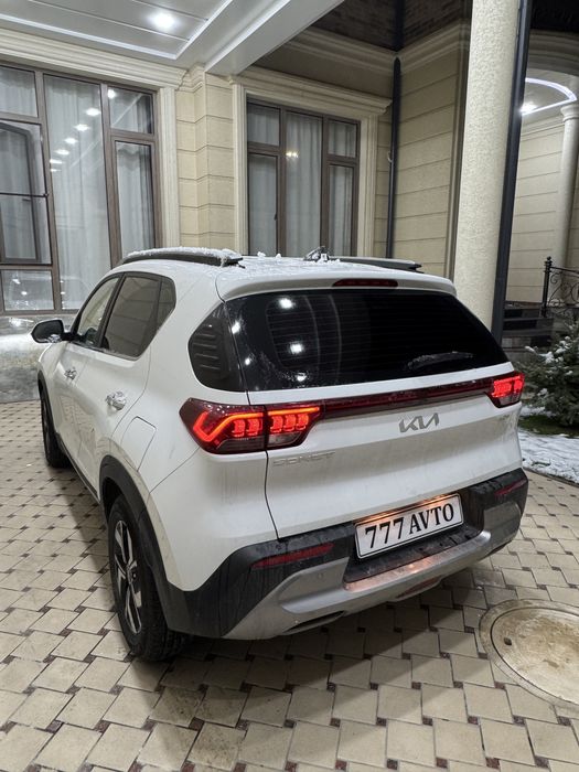 Kia Sonet 2025 yil 7000 probeg