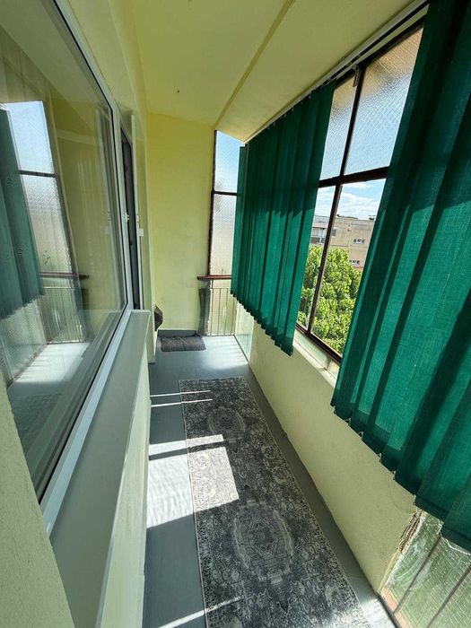 De vanzare Apartament 3 camere MV1