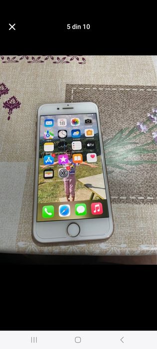 Vand sau schimb 3 telefoane Iphone