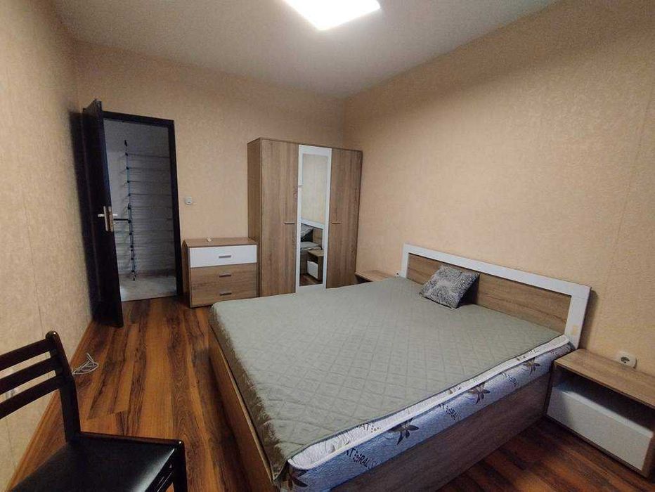 Давам под наем 2-стаен в жк Младост-1