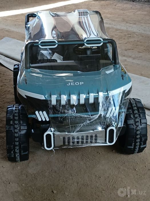 Bollar mashinasi Jeep sotiladi